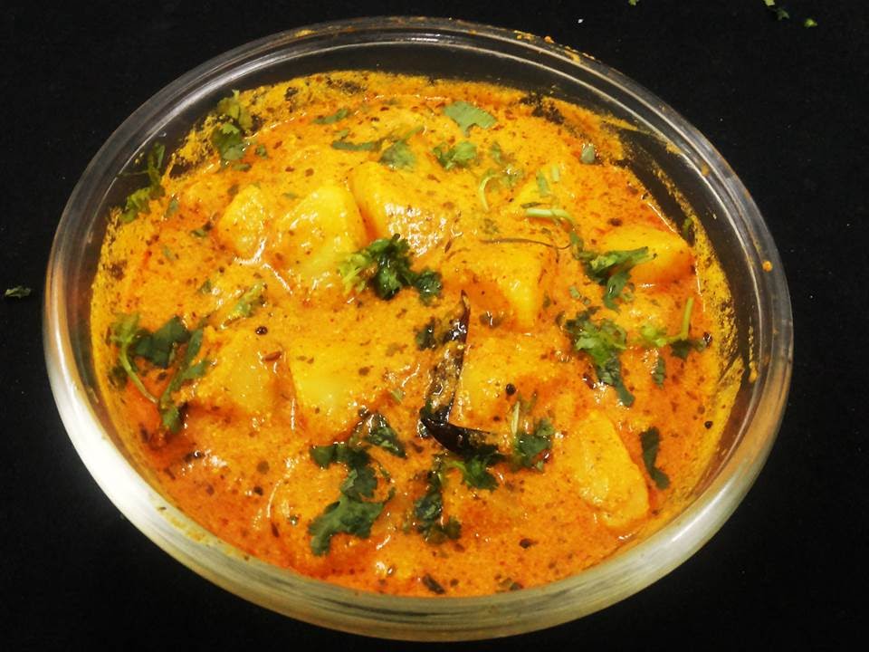 Dahi Aloo Recipe