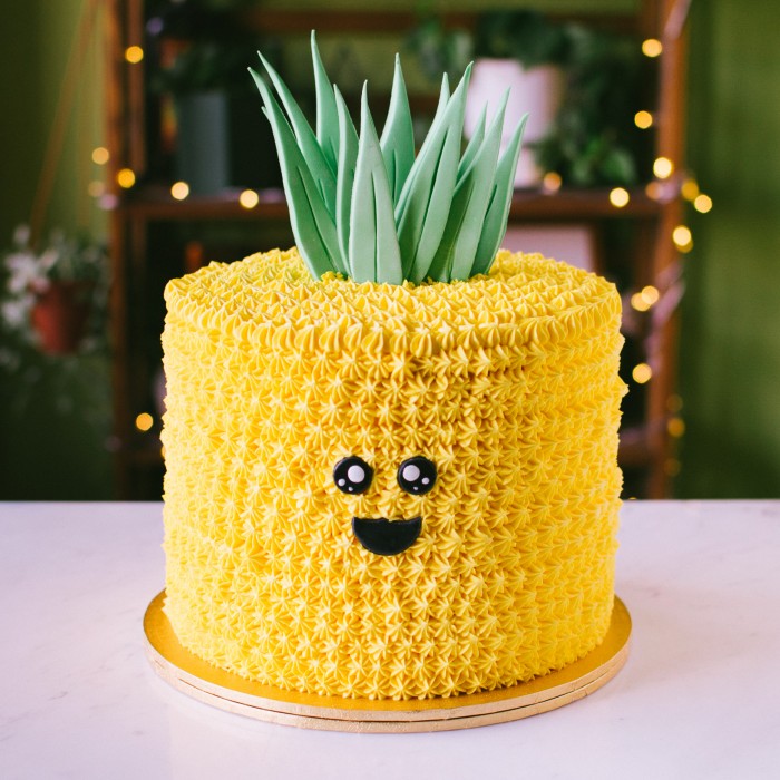  Pineapple Cake